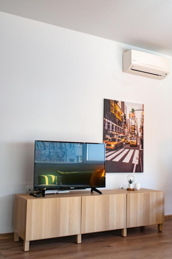Apartment Near To Grand Hotel 플로브디프 외부 사진