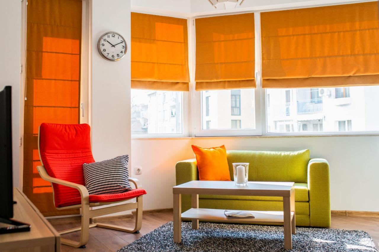 Apartment Near To Grand Hotel 플로브디프 외부 사진